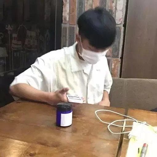 吃什么食物可以缓解喉咙痛？