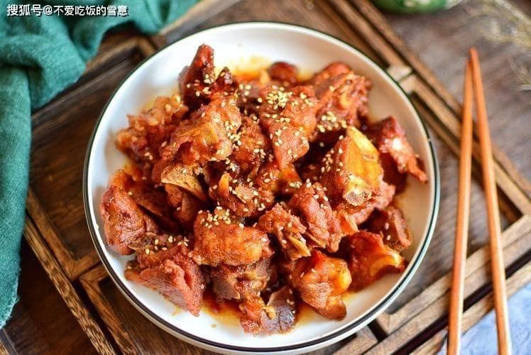 红烧排骨：一道令人回味无穷的中华佳肴