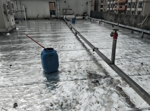 房顶裂缝补漏用什么材料比较好