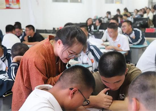 “三新”领航启新程，中职语文绽芳华