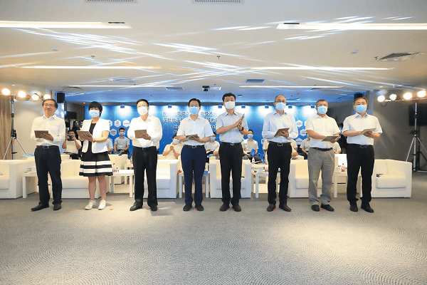 中日联合发布新一代电动汽车充电技术，ChaoJi或成为全球统一的充电标准