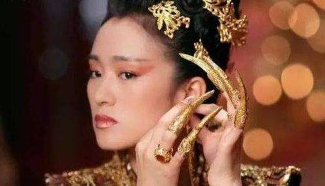 古代女子做“美甲”不只是为了美，也是尊重父母和身份地位的表现