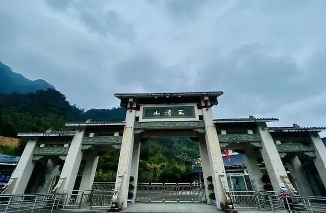上饶五大景区：自然人文完美融合的旅游胜地