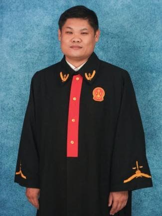 私家车跑顺风车时发生交通事故，保险人能拒赔吗？