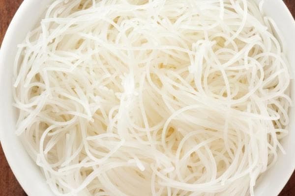 米粉热量高吗？一碗米粉等于几碗米饭？