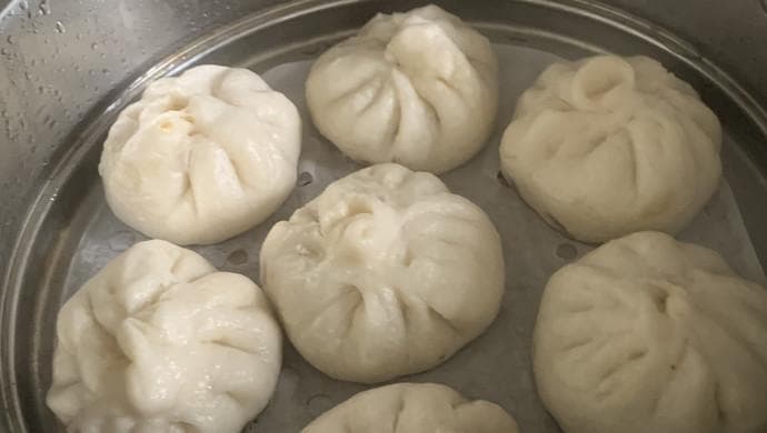 家庭版肉包：五花肉馅与松软面皮的完美结合