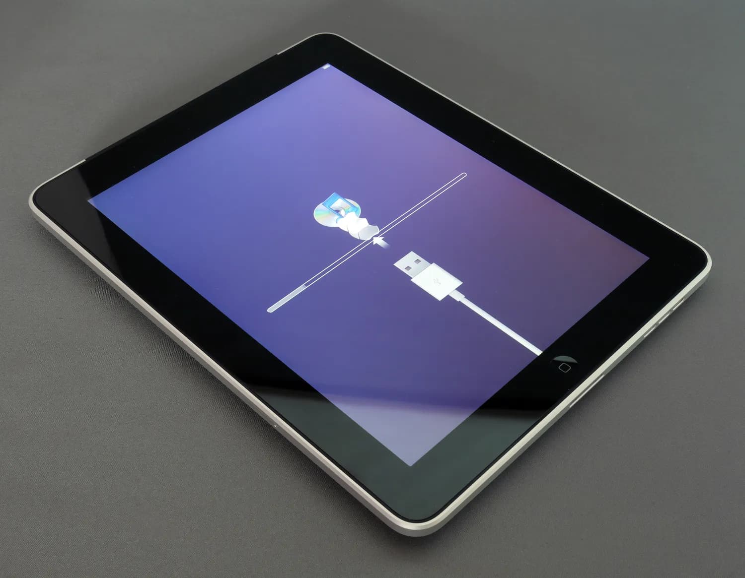 一根HDMI线让iPad秒变家庭影院，畅享4K高清观影