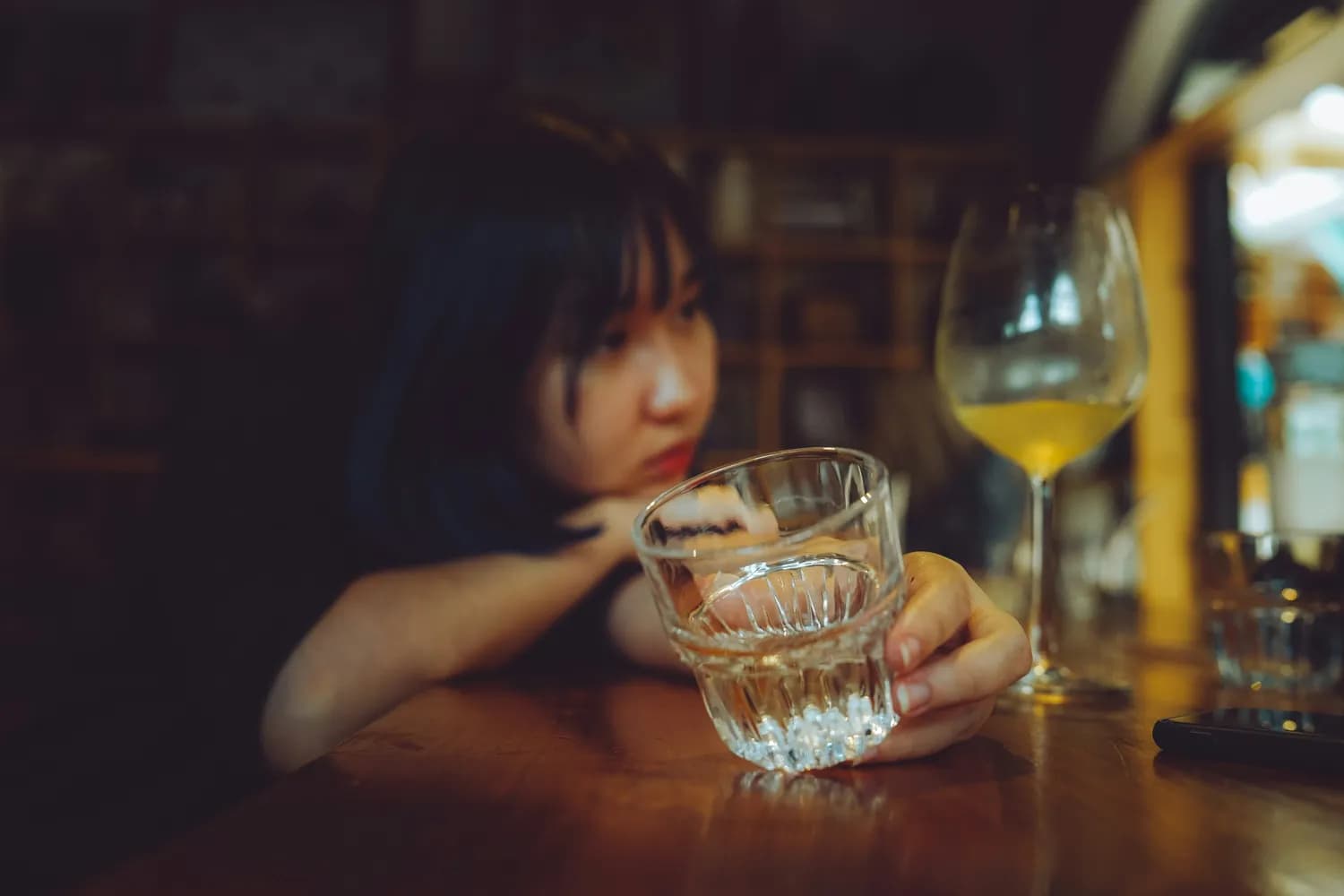 糖尿病患者服药期间饮酒，当心低血糖和乳酸酸中毒