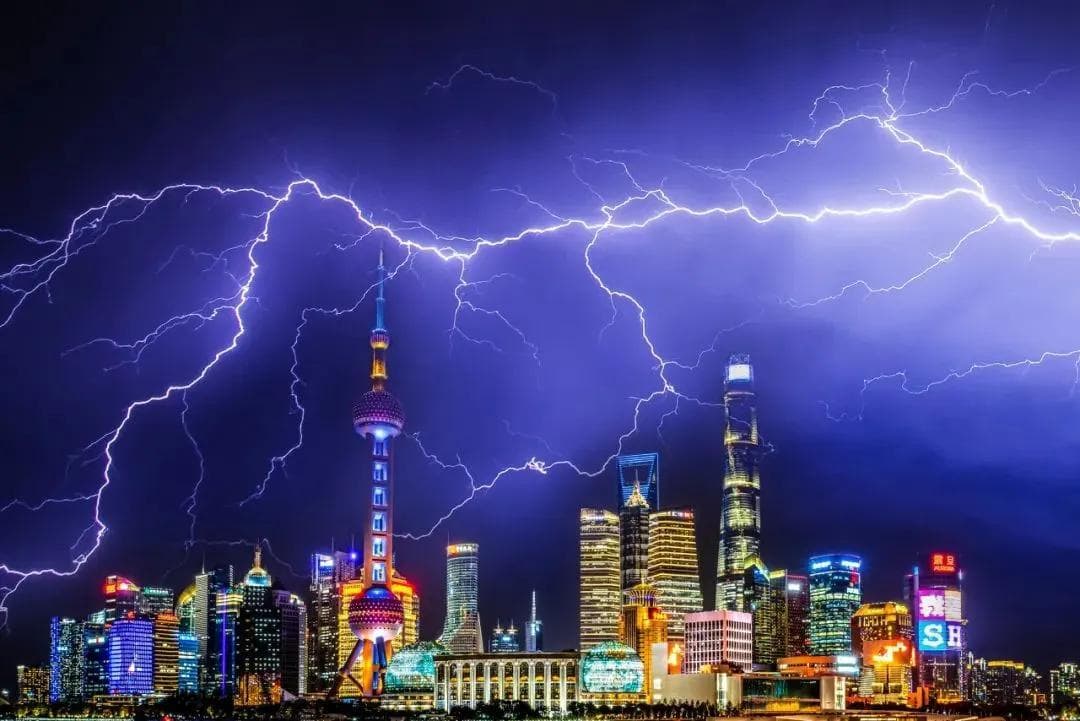 闪电有多快？人类为啥不能用闪电里的电？
