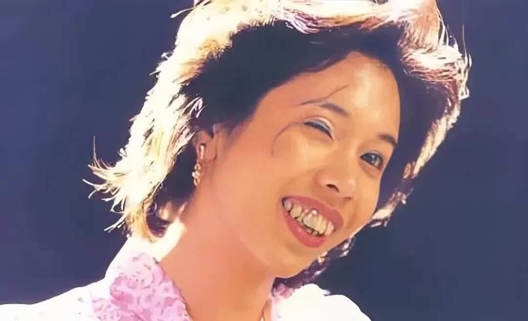 【莫文蔚】宝藏歌曲合集<附吉他谱>，太经典了！一开口就沦陷了！