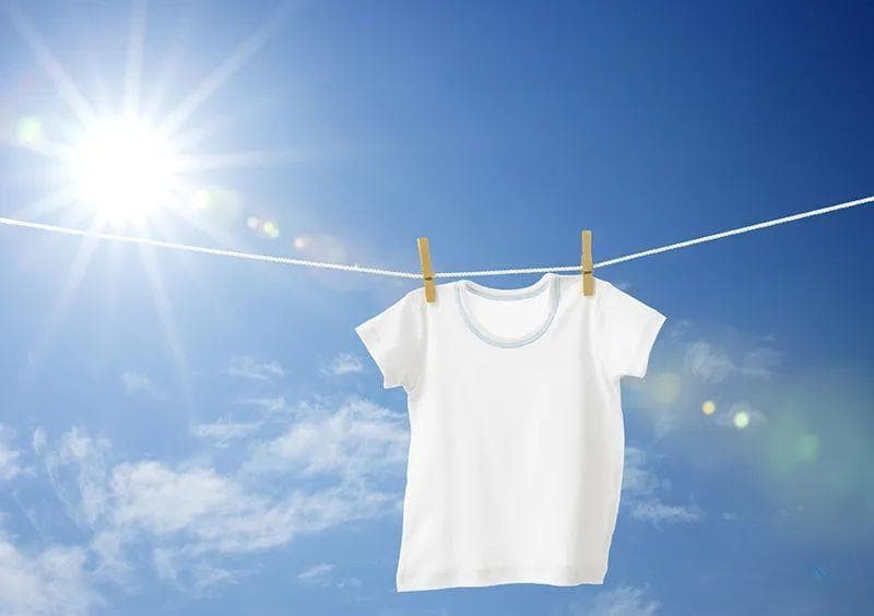 夏天穿什么颜色的衣服更凉快？很多人都穿错了……