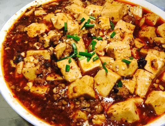 麻辣四川：八种经典美食背后的川菜文化