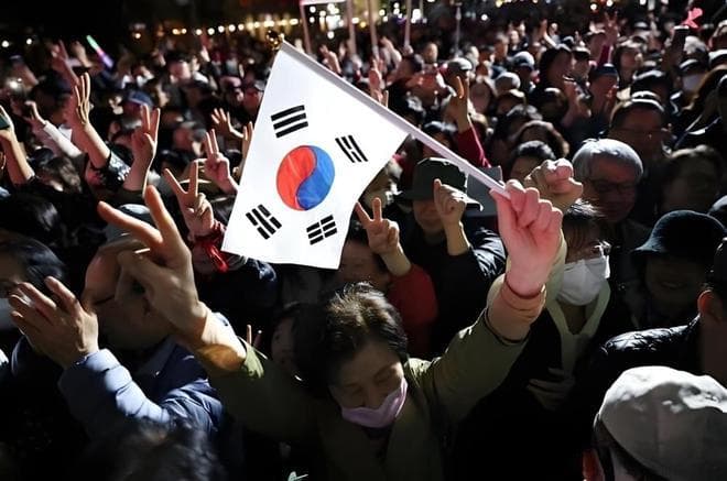 从韩国政变 聊聊韩国国民的人性