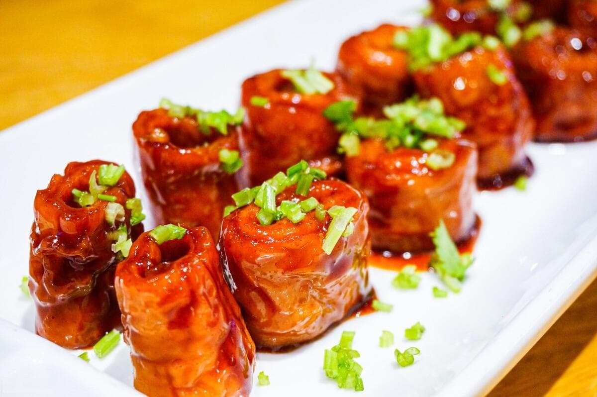 九转大肠正宗做法详解：从选材到烹饪的完整指南