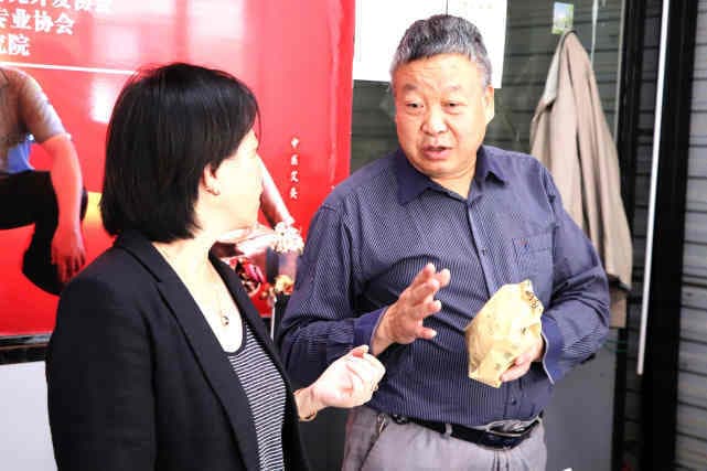 云南一中医独创“风湿骨病新诊疗法”：其“五大绝招”已治愈五千余患者