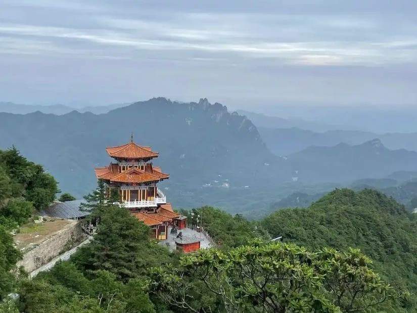 四月去滕王阁游玩攻略：门票、时间安排、交通住宿全解析
