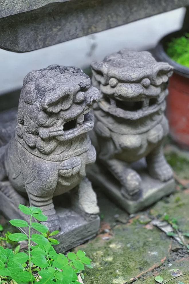 风水瑞兽：石狮子的文化与寓意