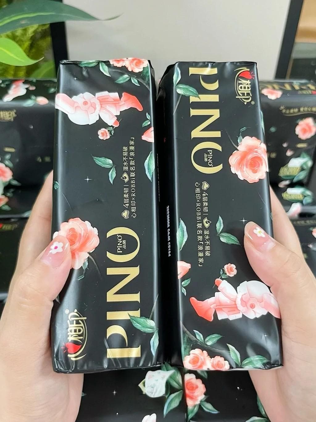 内地消费降级，服务却在升级，餐厅纸巾为何要收两元？业界：已成商家必争之地