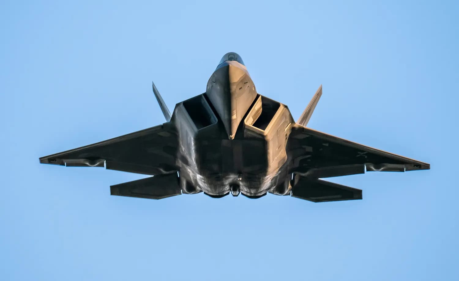 中国六代机能源系统揭秘：自适应发动机引领航空科技新突破