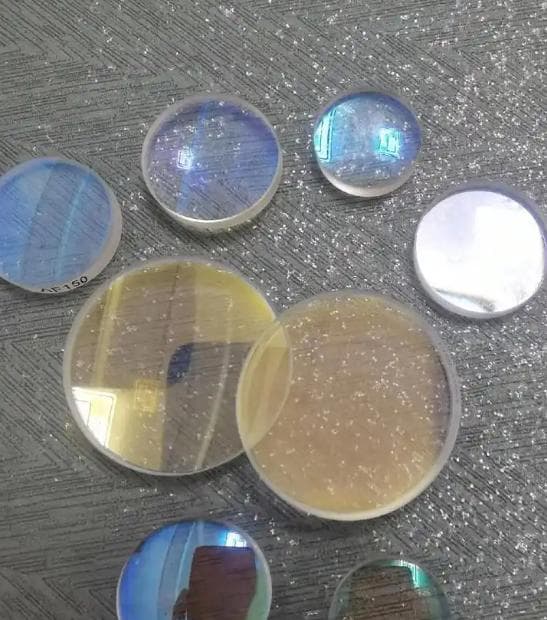 抗反射光学镀膜：提升视觉体验的无形力量