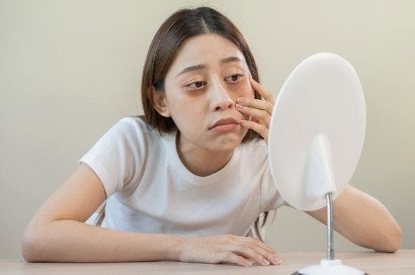 皮肤黑黄暗沉五大原因及解决方案