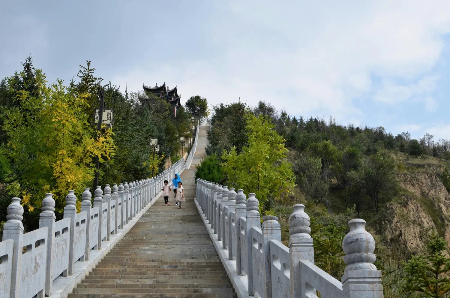 南岳衡山：宗教圣地巡礼，祈福之旅不容错过