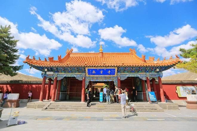呼和浩特大召寺，文化深厚，建筑精美，探秘佛教文化的艺术魅力