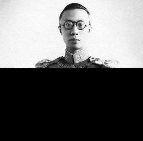 中国历史上最后一个皇帝：爱新觉罗·溥仪