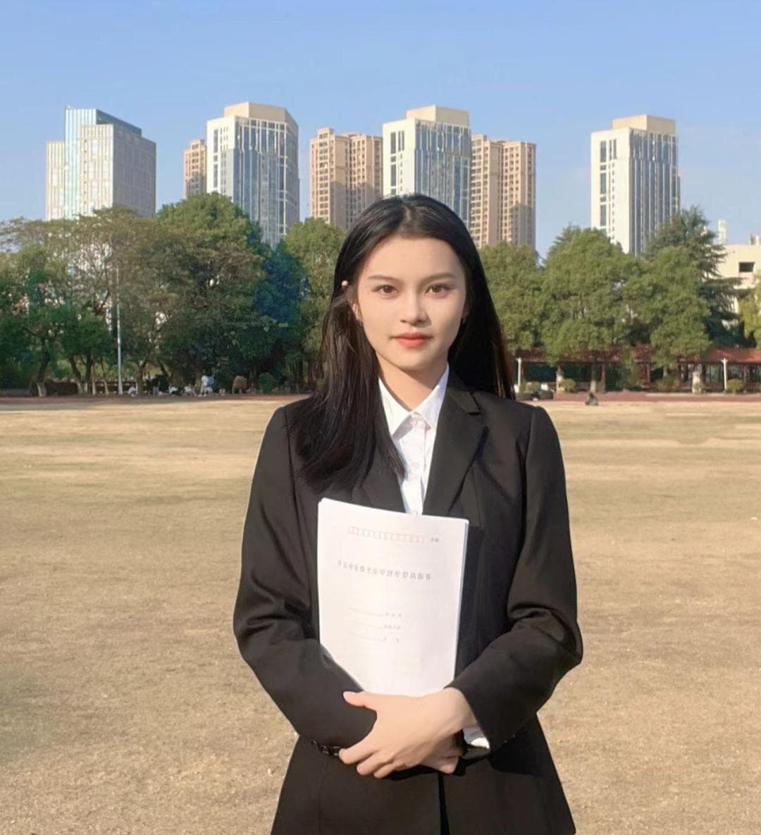 当一个“00后”决定去做殡葬司仪