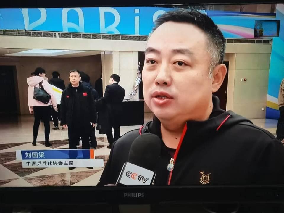 刘国梁央视回应下课传闻：将重点培养年轻球员