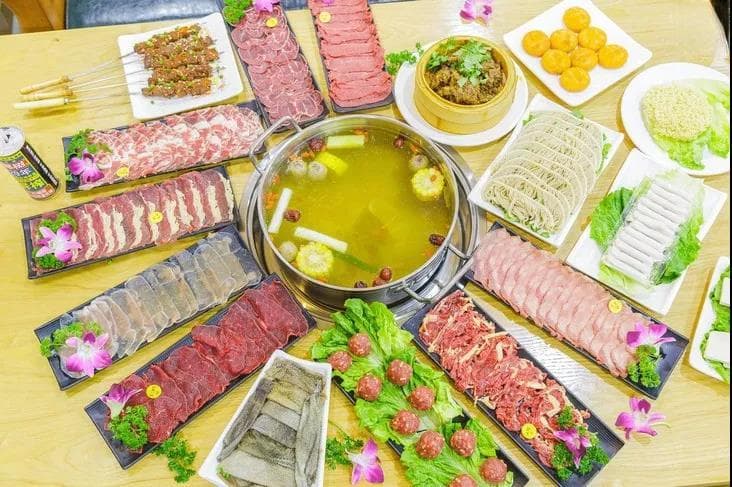重庆火锅：从码头船工餐饮到全国美食名片