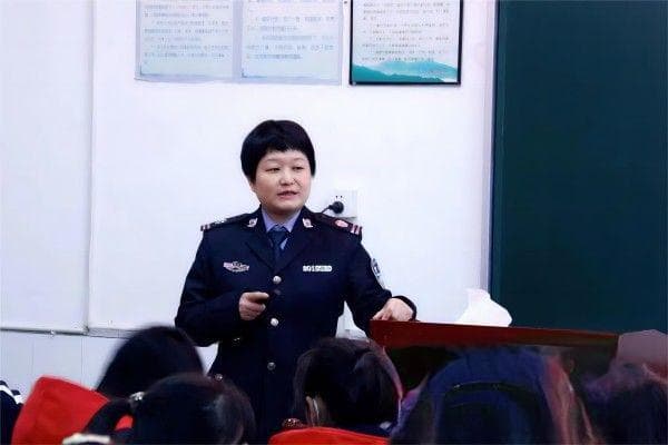 “最美政法巾帼”的温柔她力量