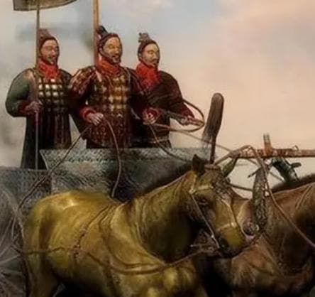 秦朝骑兵的武器配备与战术运用，武器是什么样的？