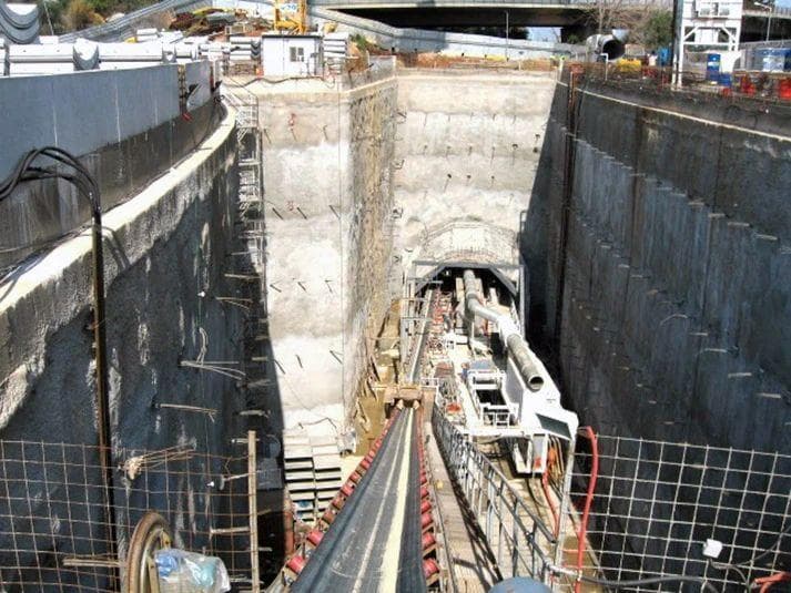 六条微型隧道支撑古迹，希腊地铁建设破解保护难题