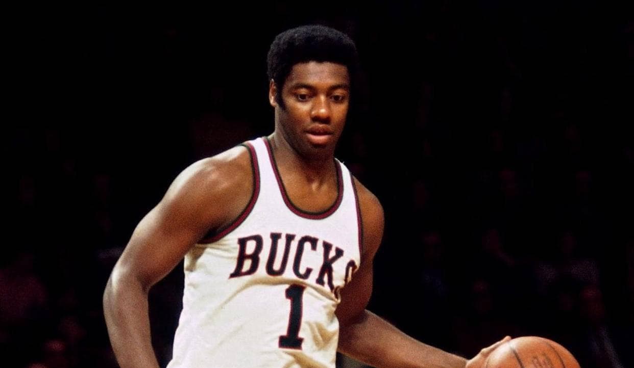 NBA历史上最年轻的五项数据之王，现役3人登榜