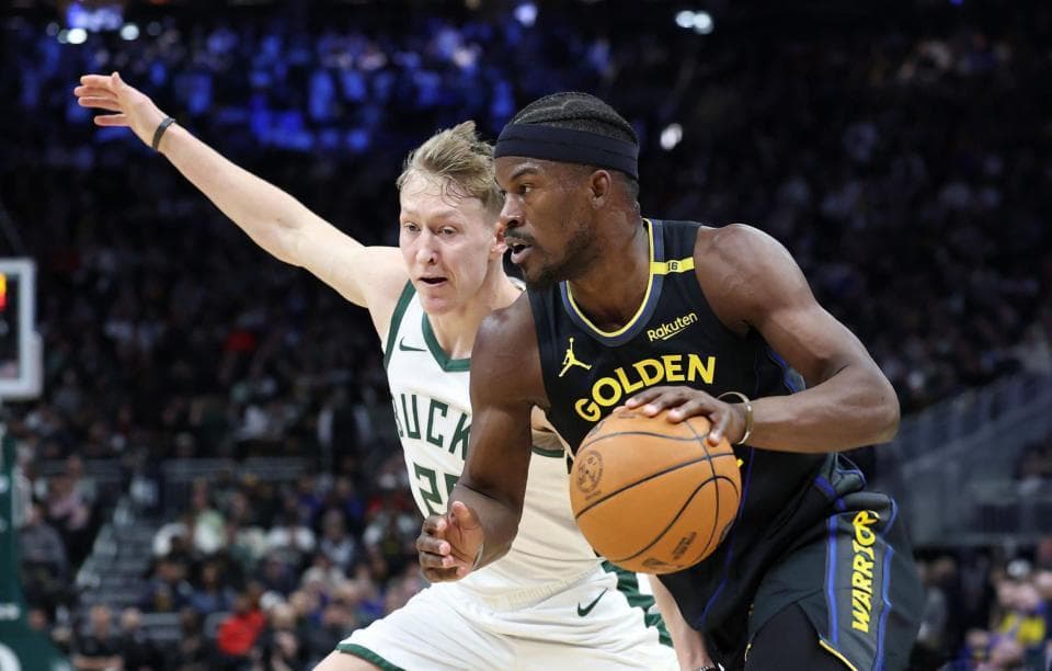 NBA常规赛：勇士胜雄鹿迎两连胜 库里千场里程碑38分巴特勒20+9