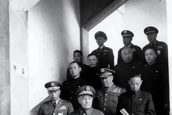 民国38年历史系统梳理：临时政府、北洋政府、南京政府的发展历程