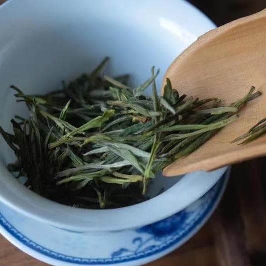 泡茶用开水还是温水？开水与温水泡茶有何利弊？泡茶技巧分享