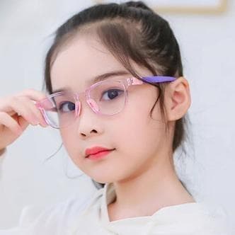 呵护明亮视界：儿童戴眼镜的正确姿势与注意事项