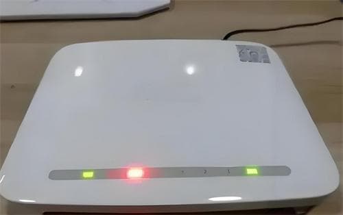 路由器光信号亮红灯怎么办？7个实用解决方案帮你轻松应对
