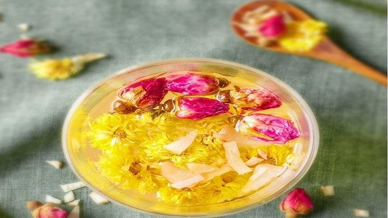 玫瑰花和菊花一起喝的功效与作用、禁忌和食用方法