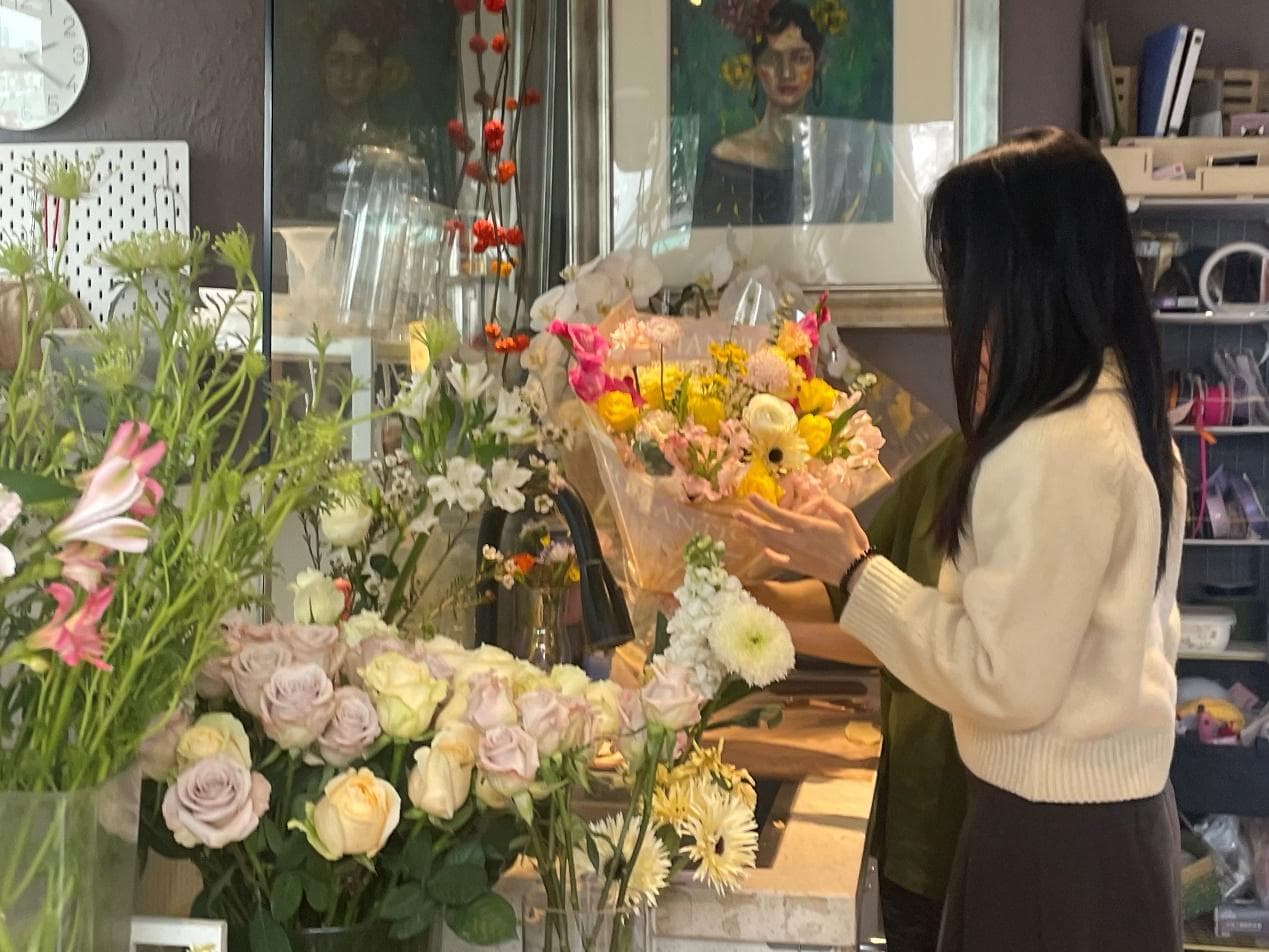 “情人节”礼赠消费观察：美妆、珠宝、鲜花仍是主流，“送礼”功能备受关注