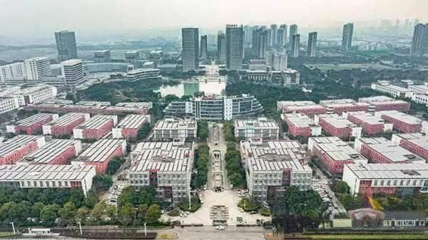 2024年，镇江打好这场仗 | 突破