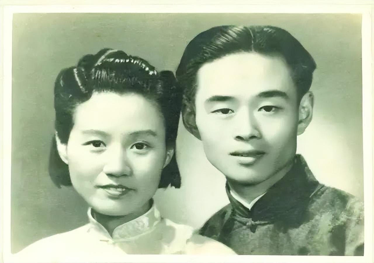 20句名人作家笔下的惊艳情话：“一往情深深几许”