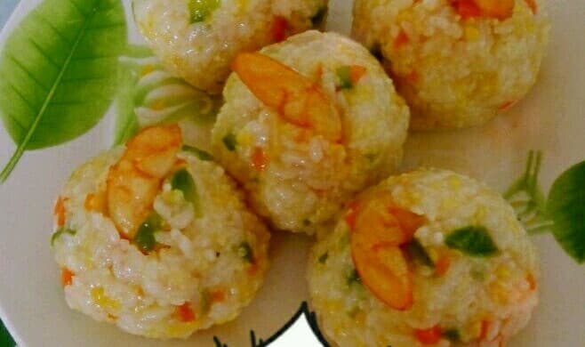 鲜虾时蔬饭团