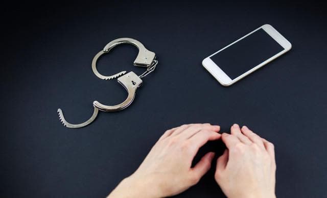 8起特大跨境电诈犯罪案件，半数案件涉境外当地势力庇护，有案件涉案金额数亿元