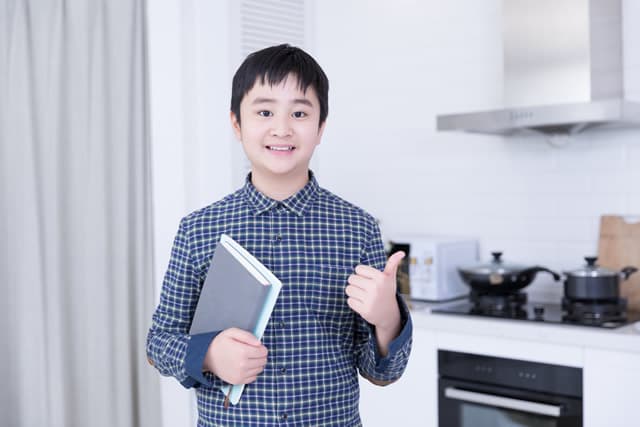 让孩子自信的十大话术：父母如何培养孩子的自信心