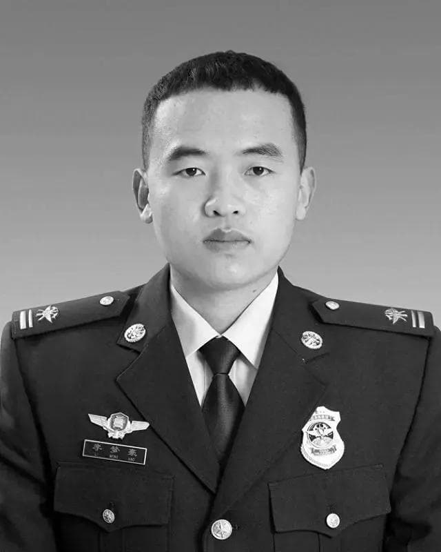 26岁消防员李梦豪在火灾救援中壮烈牺牲
