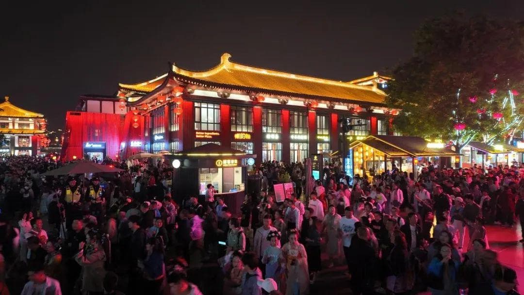 大唐不夜城：一步一景，带你重温盛唐风华