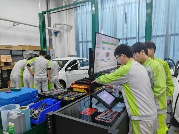 第47届世界技能大赛国家队选手齐聚厦门集训